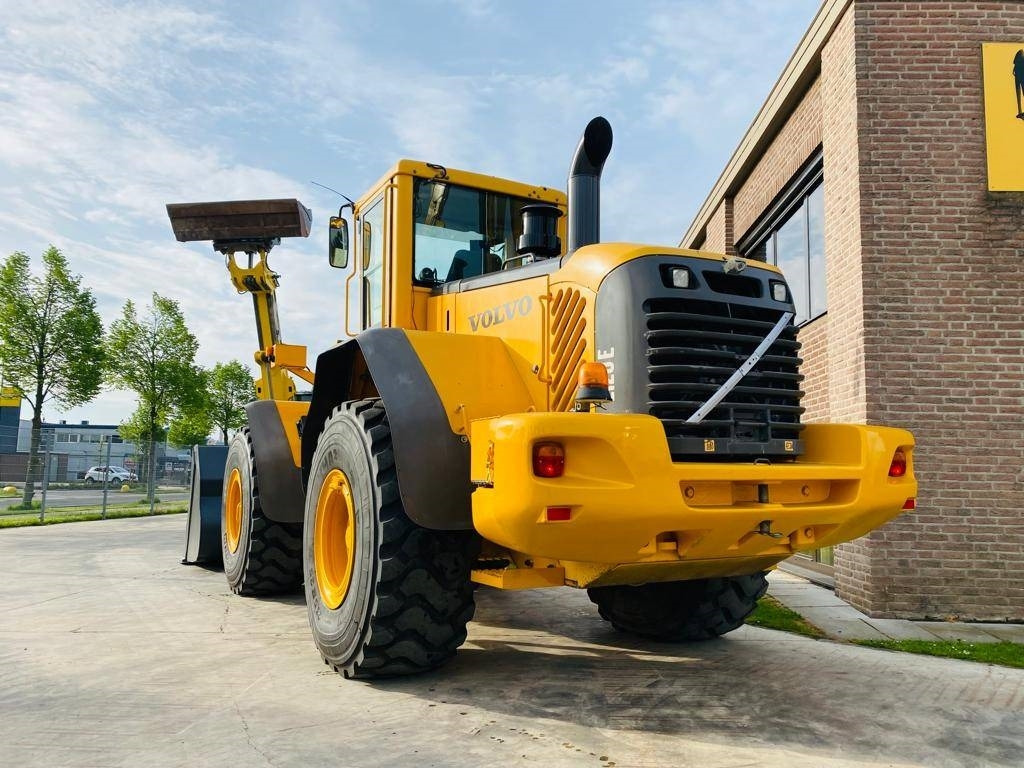 Volvo L 120e cdc steering - Chargeuse sur pneus: photos 5 Volvo L 120e cdc steering - Chargeuse sur pneus: photos 5