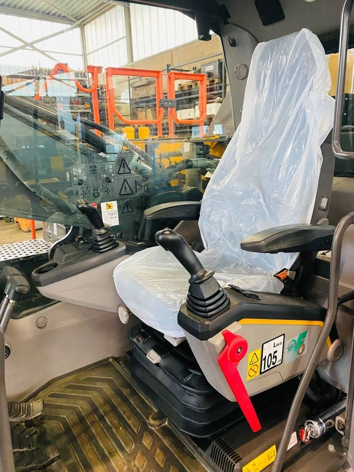 Volvo ec350el  en crédit-bail Volvo ec350el: photos 7