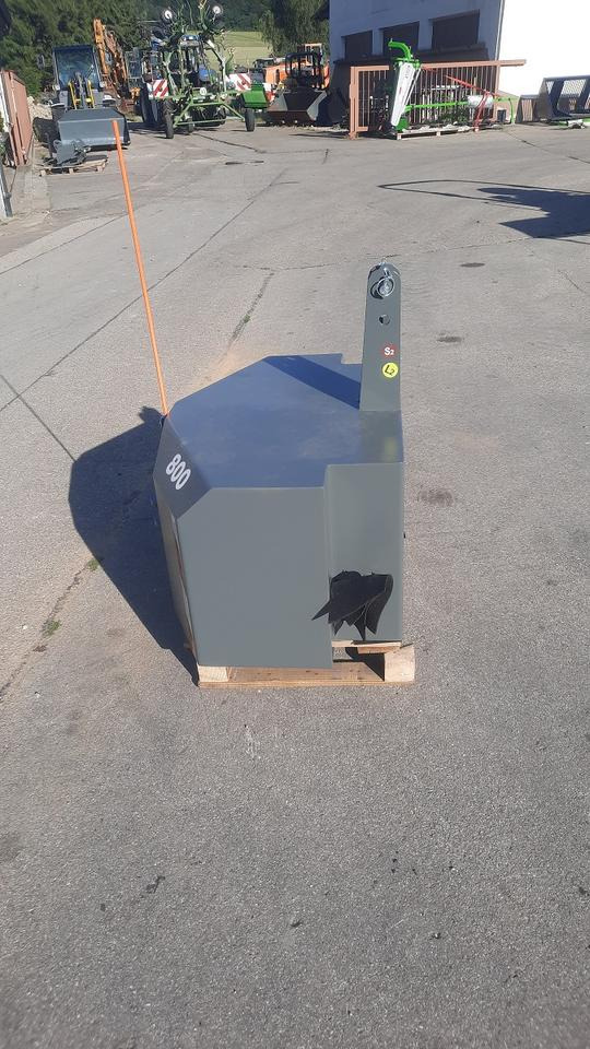 Frontgewicht Ballast Heckgewicht 800kg Traktor Gewicht Fendt - Contrepoids: photos 4 Frontgewicht Ballast Heckgewicht 800kg Traktor Gewicht Fendt - Contrepoids: photos 4