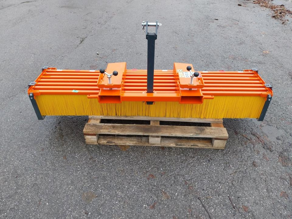 Kehrbesen Bürste Kehrmaschine Stapler Schiebebesen 1,5, 2, 2,5, 3 - Brosse: photos 1 Kehrbesen Bürste Kehrmaschine Stapler Schiebebesen 1,5, 2, 2,5, 3 - Brosse: photos 1