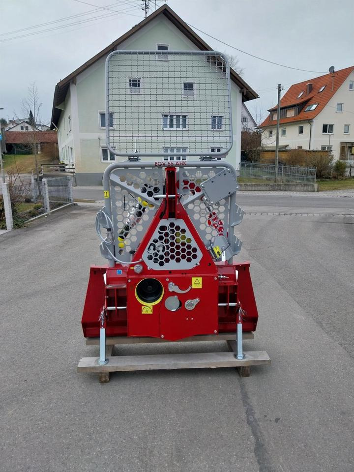 Neue Forstseilwinde Seilwinde Tajfun EGV 55 AHK Funk 35, 55, 65 - Treuil pour Matériel forestier: photos 5 Neue Forstseilwinde Seilwinde Tajfun EGV 55 AHK Funk 35, 55, 65 - Treuil pour Matériel forestier: photos 5