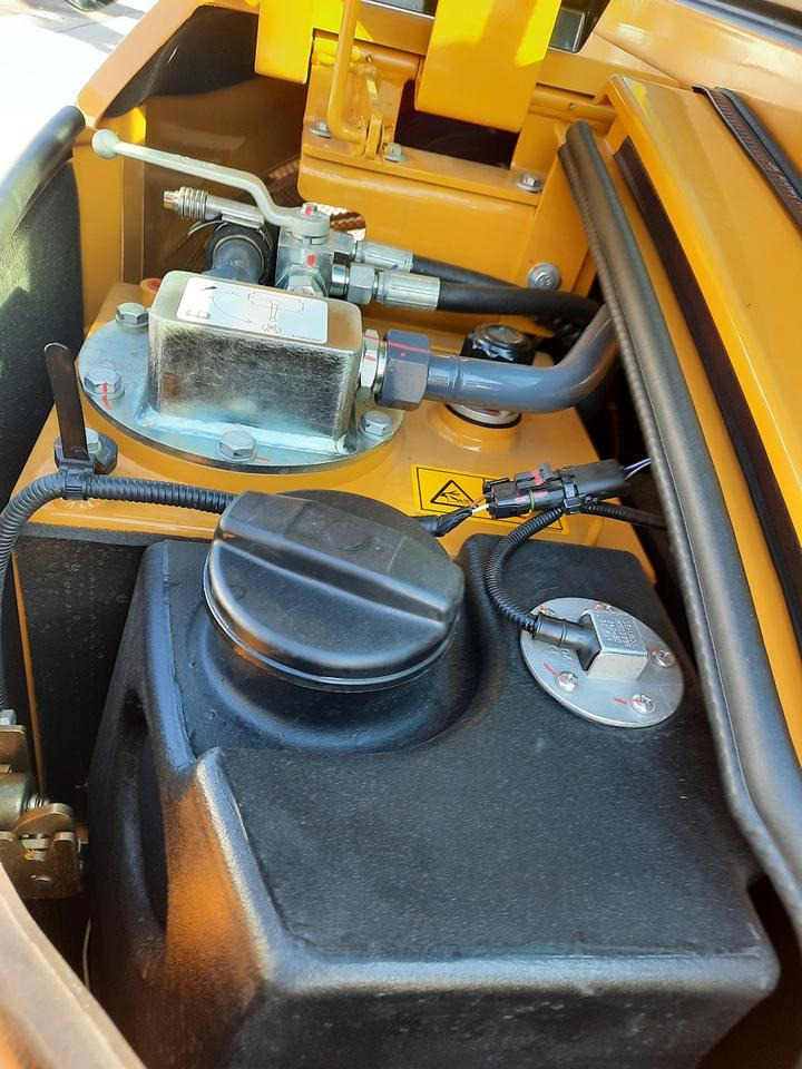 Neuen XCMG XE35E Kubota Minibagger Bagger Radlader Raupenbagger - Mini pelle: photos 5 Neuen XCMG XE35E Kubota Minibagger Bagger Radlader Raupenbagger - Mini pelle: photos 5