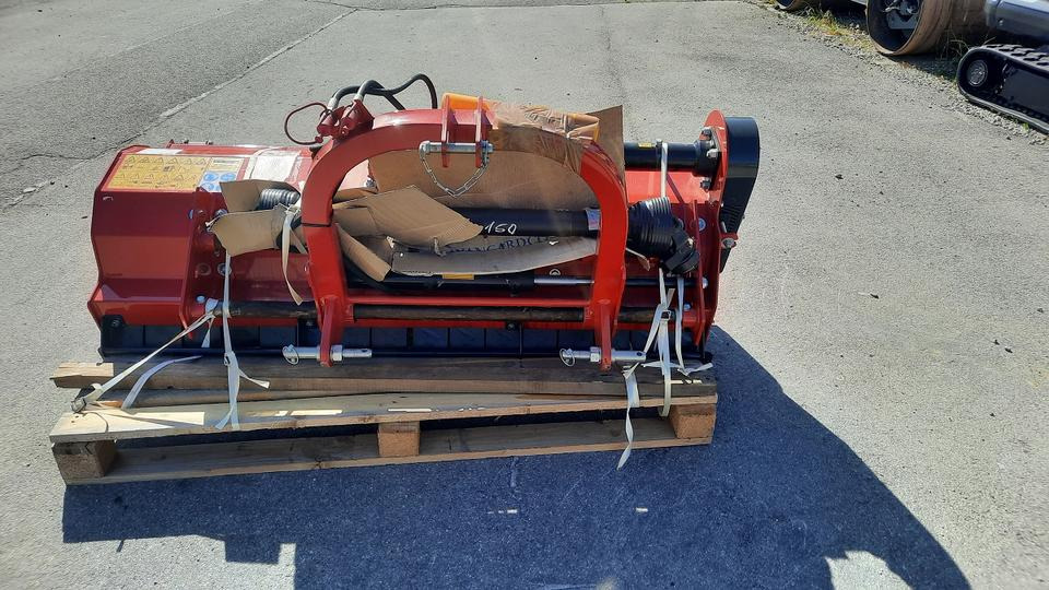 Neuer Schlegelmulcher Talex 1,5m hydr. Seitenverschub Mulcher - Broyeur à axe horizontal: photos 3 Neuer Schlegelmulcher Talex 1,5m hydr. Seitenverschub Mulcher - Broyeur à axe horizontal: photos 3