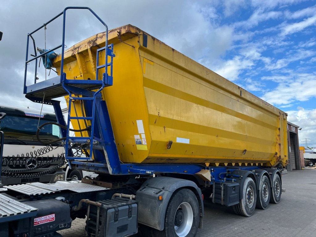 KEMPF Hinterkippmulde SKM 35 3 Kippauflieger 40m³ Stahl - Semi-remorque benne: photos 4 KEMPF Hinterkippmulde SKM 35 3 Kippauflieger 40m³ Stahl - Semi-remorque benne: photos 4