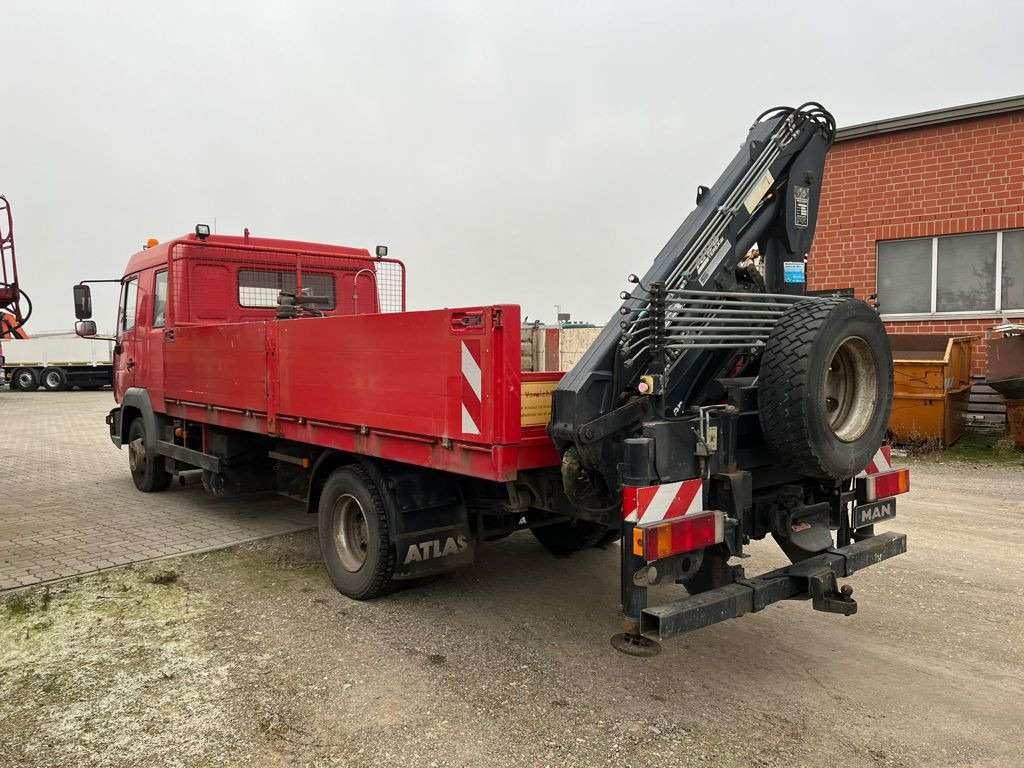 MAN LE 12.225 LC Pritsche Heckkran 6 Zylinder Doka Topzust - Camion plateau, Camion grue: photos 4 MAN LE 12.225 LC Pritsche Heckkran 6 Zylinder Doka Topzust - Camion plateau, Camion grue: photos 4