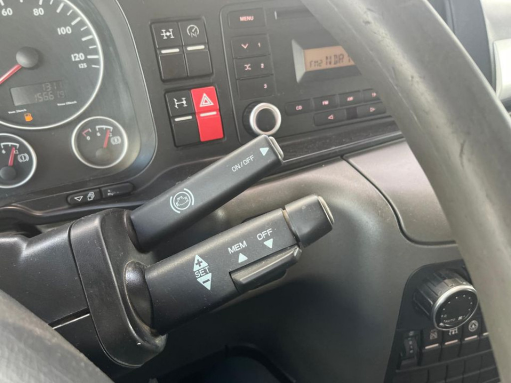 Camion benne MAN TG-S 26.440 6x4 BB 3-Achs Kipper Schalter: photos 11