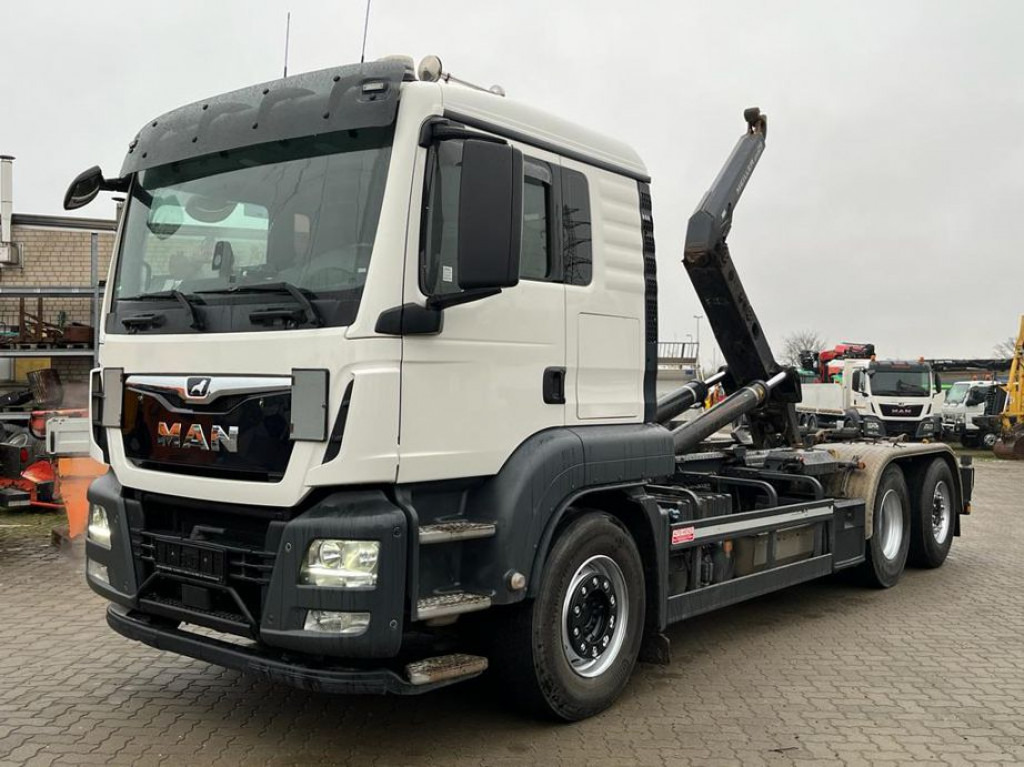 MAN TG-S 26.460 6x2-2 BL Abrollkipper Meiller, Funk - Camion ampliroll: photos 1 MAN TG-S 26.460 6x2-2 BL Abrollkipper Meiller, Funk - Camion ampliroll: photos 1