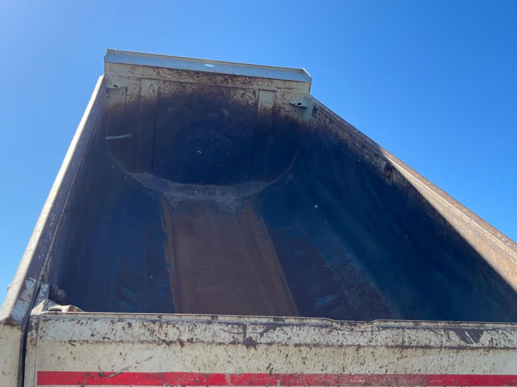 MAN TG-S 35.400 8x6H 4 Achs Muldenkipper Carnehl - Camion benne: photos 5 MAN TG-S 35.400 8x6H 4 Achs Muldenkipper Carnehl - Camion benne: photos 5