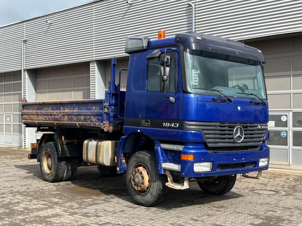 Mercedes-Benz Actros 1843 AK 2-Achs Allradkipper Meiller - Camion benne: photos 2 Mercedes-Benz Actros 1843 AK 2-Achs Allradkipper Meiller - Camion benne: photos 2