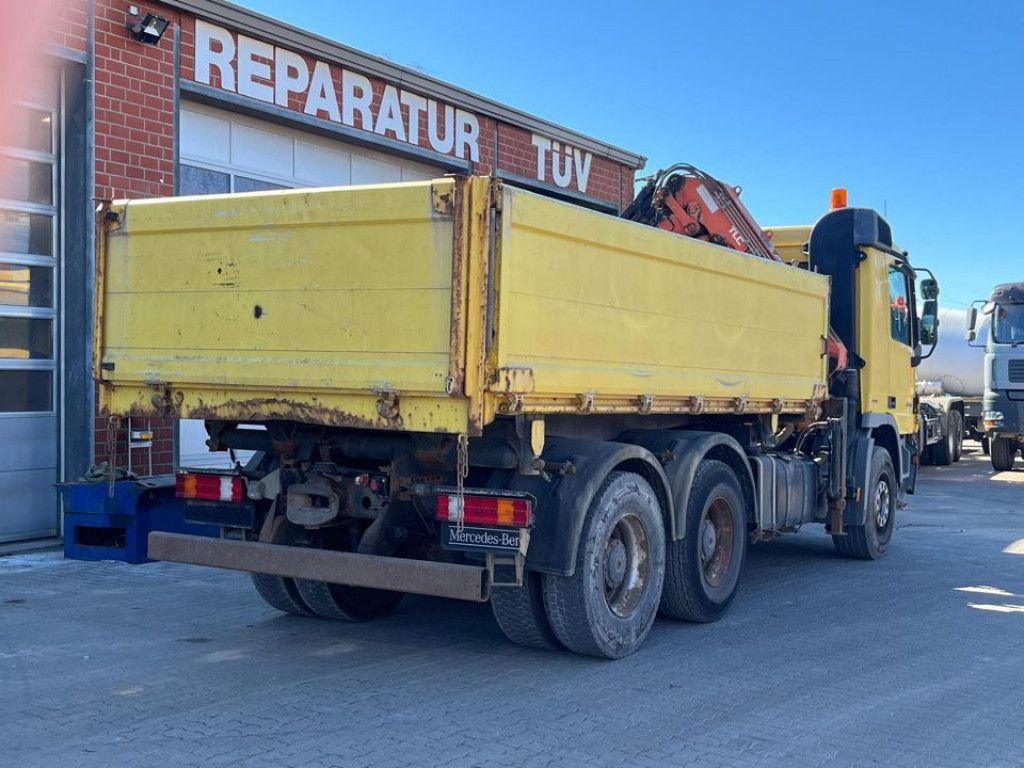 Mercedes-Benz Actros 2644 6x4 3-Achs Kipper Kran Funkt+Greifer - Camion benne, Camion grue: photos 4 Mercedes-Benz Actros 2644 6x4 3-Achs Kipper Kran Funkt+Greifer - Camion benne, Camion grue: photos 4