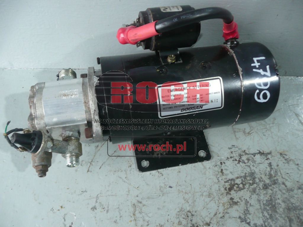 DOOSAN 33G8-34001 + 400917-00025 24V 180A 3040 RPM 62 BAR + ARD1308 24V 300A - Pompe hydraulique: photos 1 DOOSAN 33G8-34001 + 400917-00025 24V 180A 3040 RPM 62 BAR + ARD1308 24V 300A - Pompe hydraulique: photos 1