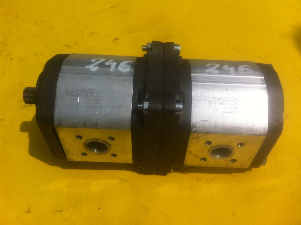 MARZOCCHI GHPA2BK2-S-16-S4 + GHPP2BK2- S-16 - Pompe hydraulique pour Engins de chantier: photos 1 MARZOCCHI GHPA2BK2-S-16-S4 + GHPP2BK2- S-16 - Pompe hydraulique pour Engins de chantier: photos 1