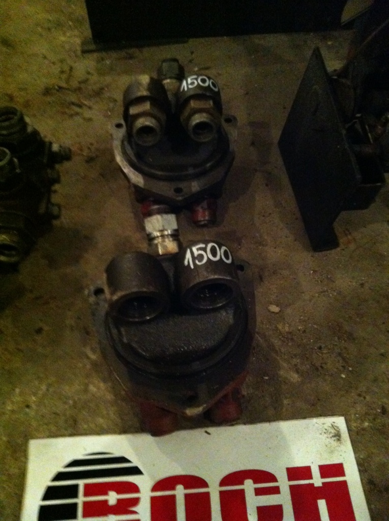 O&K 239742-1 172/112 - 2 SEKCYJNA - Valve hydraulique pour Engins de chantier: photos 1 O&K 239742-1 172/112 - 2 SEKCYJNA - Valve hydraulique pour Engins de chantier: photos 1