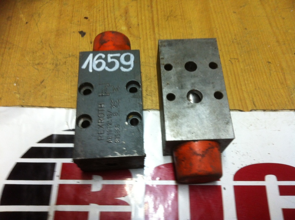 REXROTH AE10T2 10/G25 305835 - Valve hydraulique pour Engins de chantier: photos 1 REXROTH AE10T2 10/G25 305835 - Valve hydraulique pour Engins de chantier: photos 1