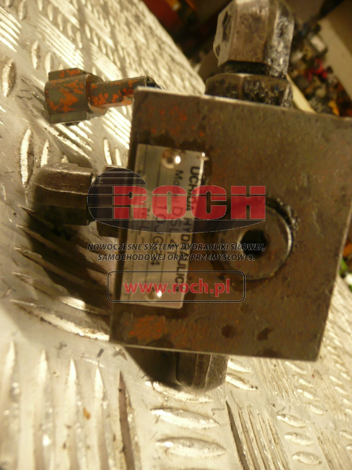 UCHIDA DSL4T 10JG24 - 1 SEKCYJNY + CEWKA - Valve hydraulique: photos 2 UCHIDA DSL4T 10JG24 - 1 SEKCYJNY + CEWKA - Valve hydraulique: photos 2