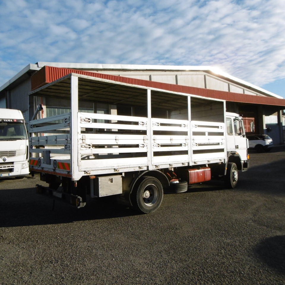 IVECO 115.17 - Camion plateau: photos 3 IVECO 115.17 - Camion plateau: photos 3