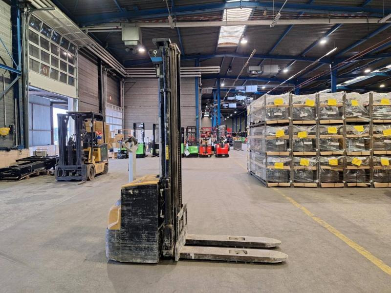 Caterpillar NSP16N2 - Gerbeur: photos 3 Caterpillar NSP16N2 - Gerbeur: photos 3