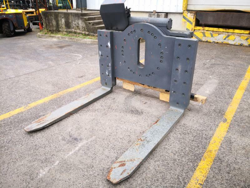 Combilift 360° - Fourches: photos 2 Combilift 360° - Fourches: photos 2