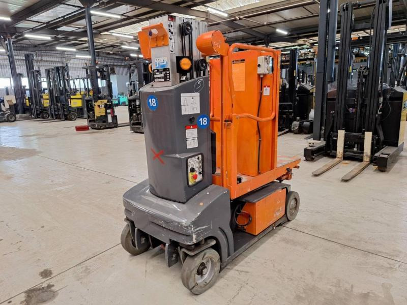 JLG Toucan Duo - Nacelle à mât vertical: photos 2 JLG Toucan Duo - Nacelle à mât vertical: photos 2