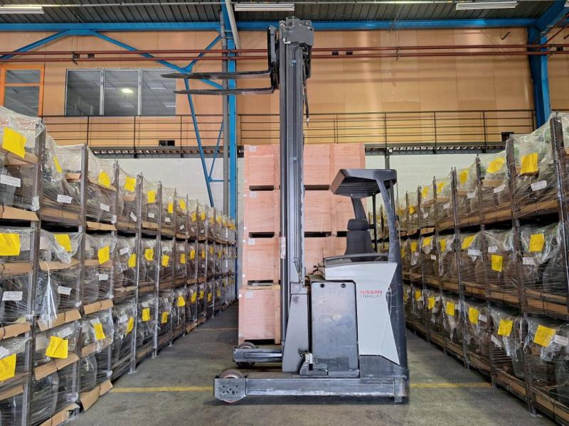 Chariot à mât rétractable UniCarriers UHD-200-DTFVXF-955: photos 11