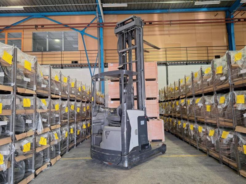 Chariot à mât rétractable UniCarriers UHD-200-DTFVXF-955: photos 9