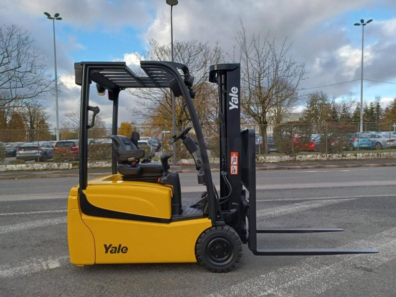 Yale ERP16VTMWB - Chariot élévateur électrique: photos 3 Yale ERP16VTMWB - Chariot élévateur électrique: photos 3