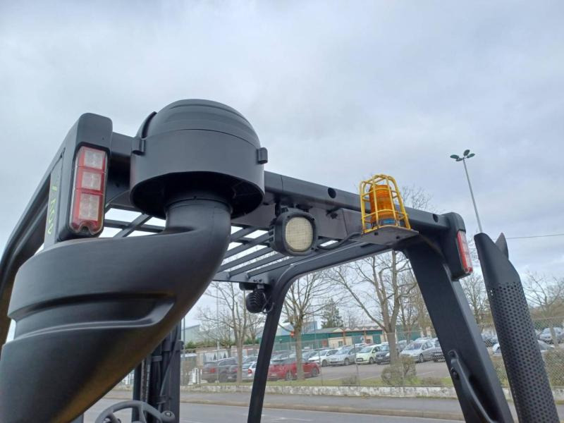 Chariot élévateur à gaz Yale GLP40 VX: photos 9