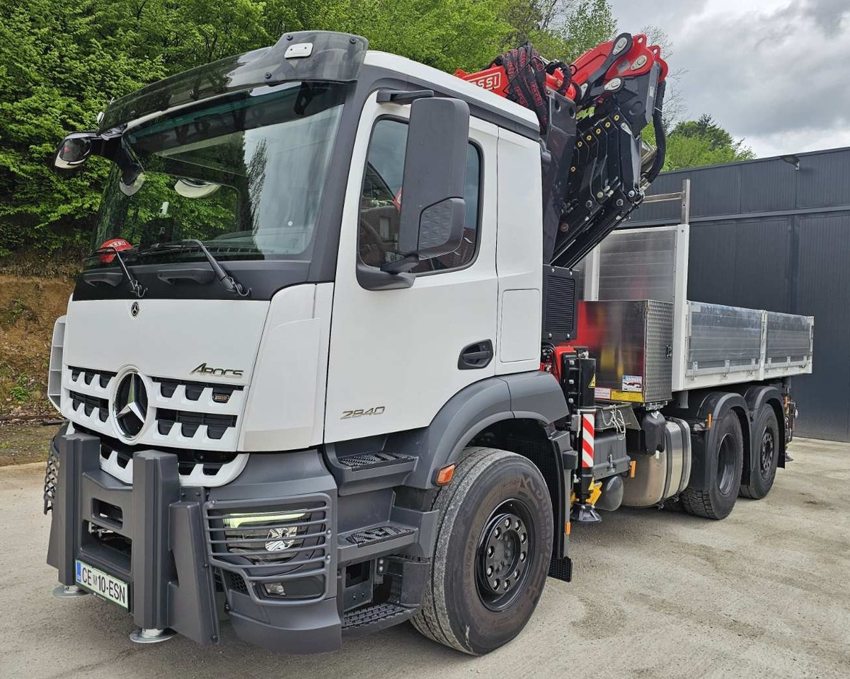 Camion plateau MERCEDES-BENZ Hiab Palfinger Fassi F275-5 JIB-3: photos 8