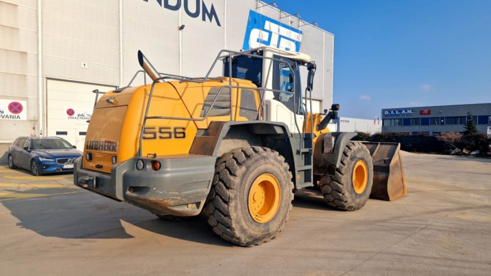 Liebherr 556 - Chargeuse sur pneus: photos 3 Liebherr 556 - Chargeuse sur pneus: photos 3