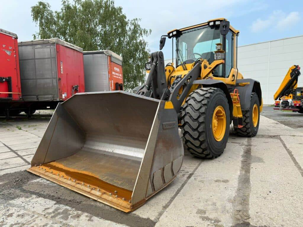 Volvo L90H - Chargeuse sur pneus: photos 4 Volvo L90H - Chargeuse sur pneus: photos 4