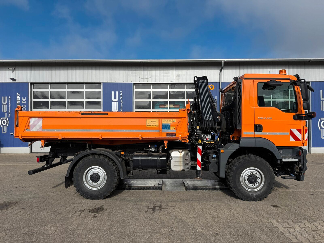 MAN TGM 13.250 4x4 Kipper Kran HIAB Winterd. - Camion benne, Camion grue: photos 3 MAN TGM 13.250 4x4 Kipper Kran HIAB Winterd. - Camion benne, Camion grue: photos 3
