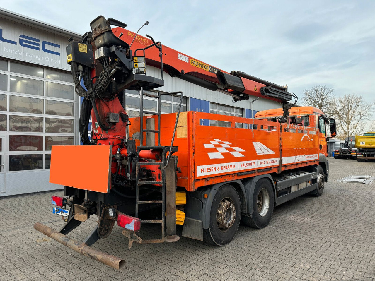 MAN TGS 26.400 6x2 Pritsche Kran Palfinger PK 18001L - Camion grue: photos 3 MAN TGS 26.400 6x2 Pritsche Kran Palfinger PK 18001L - Camion grue: photos 3