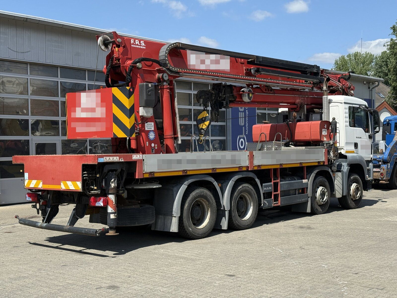 MAN TGS 35.360 8X4 BB Dachdecker Kran bis 52 m - Camion grue: photos 3 MAN TGS 35.360 8X4 BB Dachdecker Kran bis 52 m - Camion grue: photos 3