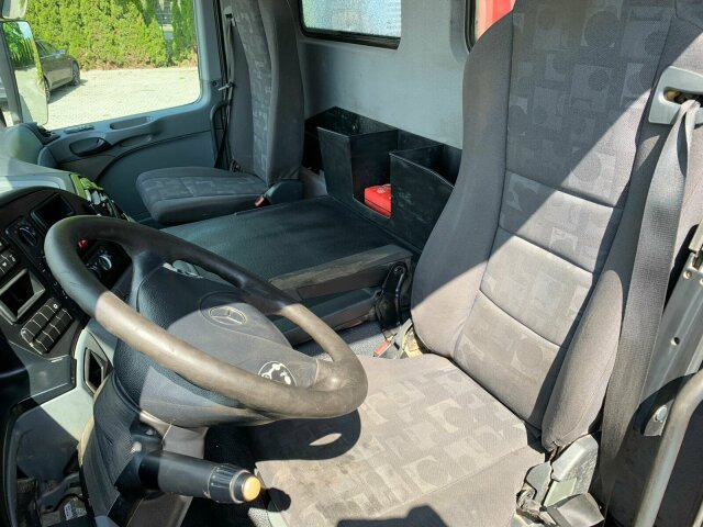 Mercedes-Benz ACTROS 4141 EURO4 8x6 Muldenkipper en crédit-bail Mercedes-Benz ACTROS 4141 EURO4 8x6 Muldenkipper: photos 15 Mercedes-Benz ACTROS 4141 EURO4 8x6 Muldenkipper en crédit-bail Mercedes-Benz ACTROS 4141 EURO4 8x6 Muldenkipper: photos 15