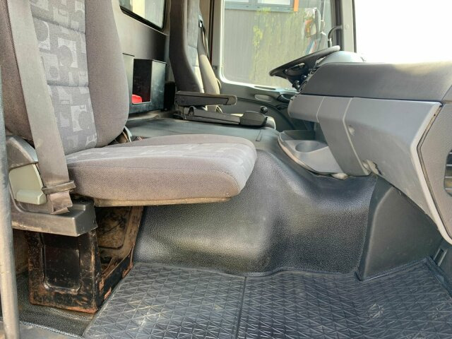 Mercedes-Benz ACTROS 4141 EURO4 8x6 Muldenkipper en crédit-bail Mercedes-Benz ACTROS 4141 EURO4 8x6 Muldenkipper: photos 7 Mercedes-Benz ACTROS 4141 EURO4 8x6 Muldenkipper en crédit-bail Mercedes-Benz ACTROS 4141 EURO4 8x6 Muldenkipper: photos 7