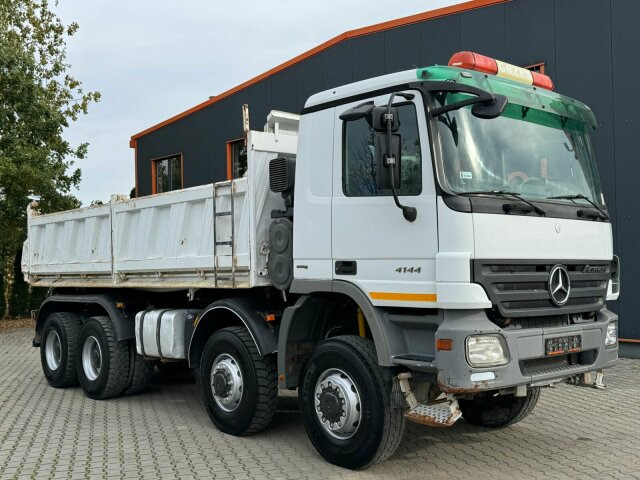 Mercedes-Benz ACTROS 4144 8x8 EURO4 DSK Meiller - Camion benne: photos 1 Mercedes-Benz ACTROS 4144 8x8 EURO4 DSK Meiller - Camion benne: photos 1