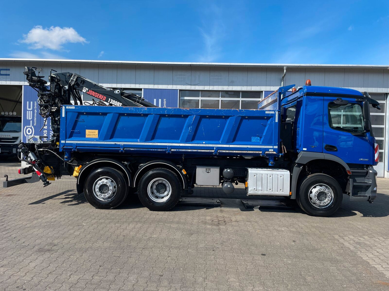Mercedes-Benz AROCS 2536 6x2*4 Kipper Kran HIAB - Camion grue: photos 2 Mercedes-Benz AROCS 2536 6x2*4 Kipper Kran HIAB - Camion grue: photos 2