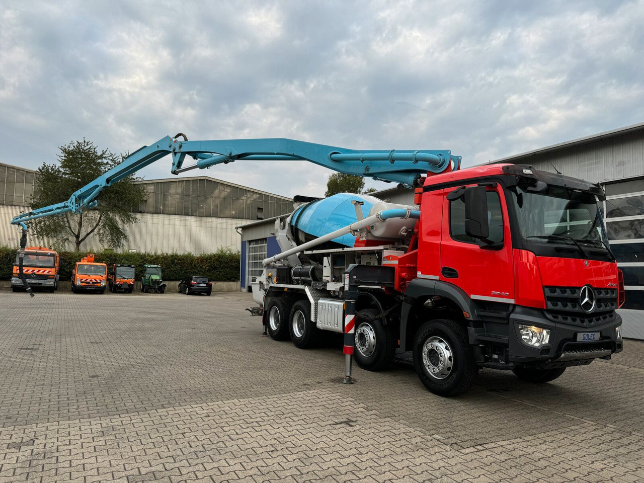 Mercedes-Benz AROCS 3243 8x4 Euro 6 Pumi Putzmeister TMM 24-3 - Camion malaxeur: photos 2 Mercedes-Benz AROCS 3243 8x4 Euro 6 Pumi Putzmeister TMM 24-3 - Camion malaxeur: photos 2