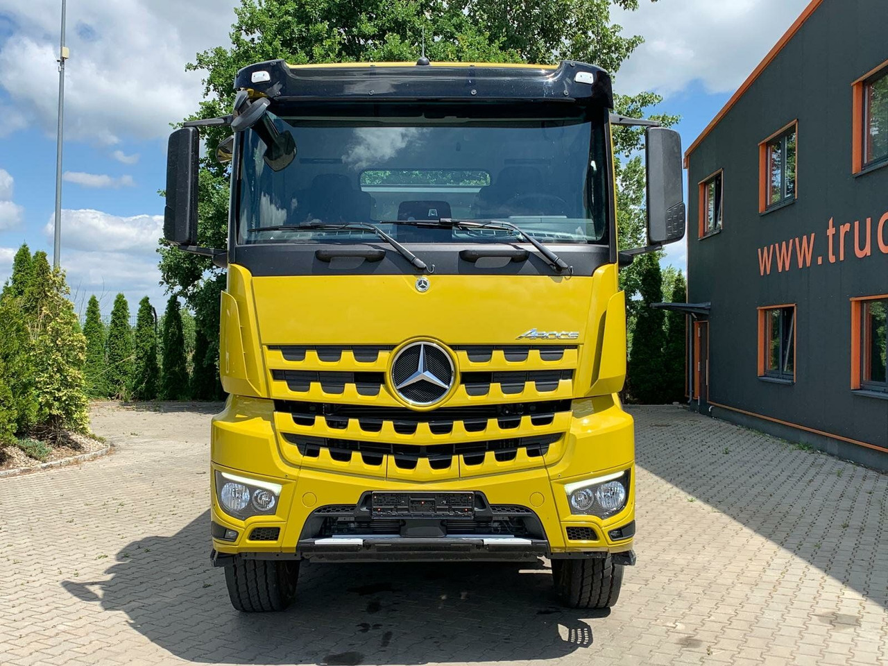 Mercedes-Benz AROCS 3248 8x4 Euro 6 Meiller Kipper Bordmatik - Camion benne: photos 2 Mercedes-Benz AROCS 3248 8x4 Euro 6 Meiller Kipper Bordmatik - Camion benne: photos 2