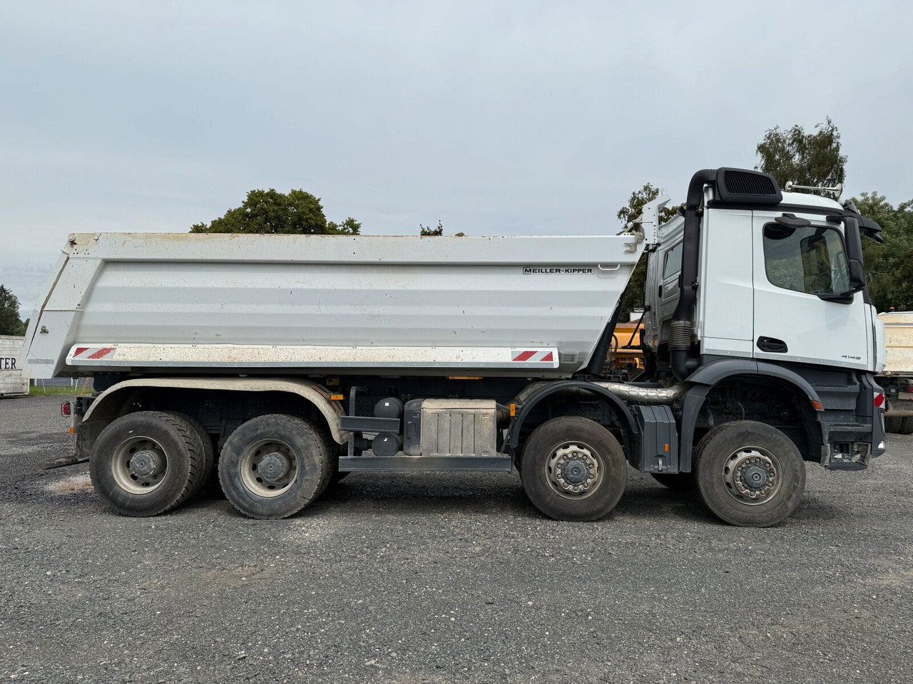 Mercedes-Benz AROCS 4145 8x8 Meiller Muldenkipper - Camion benne: photos 3 Mercedes-Benz AROCS 4145 8x8 Meiller Muldenkipper - Camion benne: photos 3