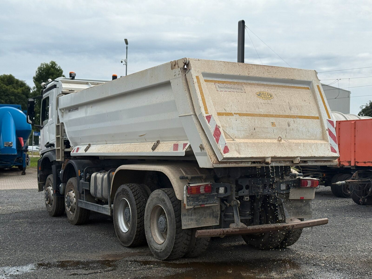 Camion multibenne Mercedes-Benz AROCS 4145 8x8 Meiller Muldenkipper: photos 5