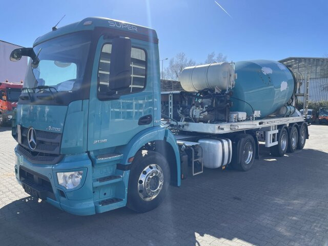 Camion malaxeur Mercedes-Benz Antos 2136 4x2 SZM Retarder Kipphyd. *Betonaufl.: photos 11