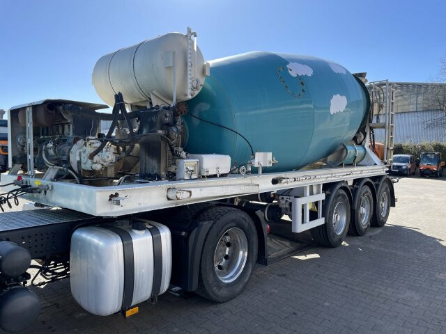 Mercedes-Benz Antos 2136 4x2 SZM Retarder Kipphyd. *Betonaufl. - Camion malaxeur: photos 4 Mercedes-Benz Antos 2136 4x2 SZM Retarder Kipphyd. *Betonaufl. - Camion malaxeur: photos 4
