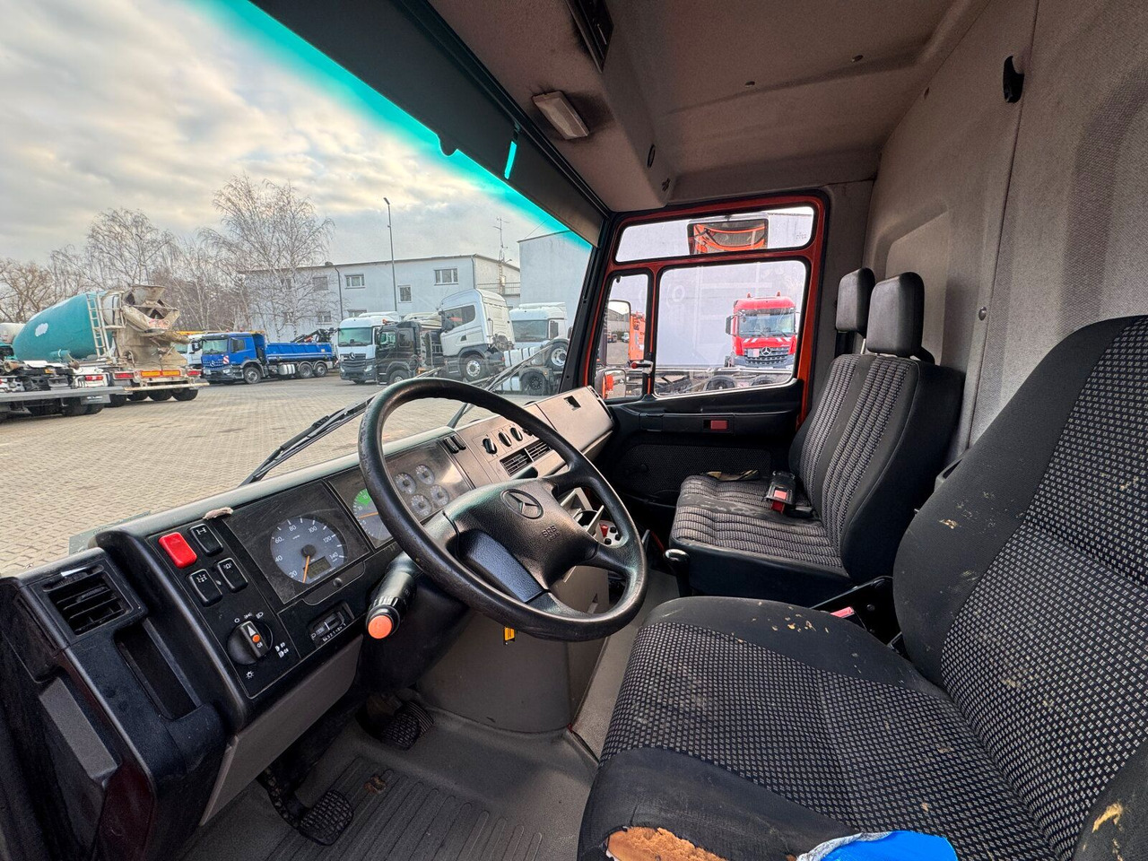 Mercedes-Benz Vario 818D Kanalreiniger Rockstroh Drain Jet 100 en crédit-bail Mercedes-Benz Vario 818D Kanalreiniger Rockstroh Drain Jet 100: photos 18
