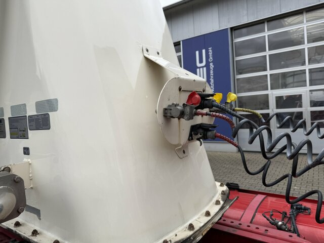 O.ME.P.S Silo Auflieger 55 m³ 3 Achse - Citerne pulvérulente: photos 4 O.ME.P.S Silo Auflieger 55 m³ 3 Achse - Citerne pulvérulente: photos 4