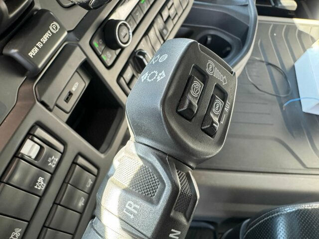 Scania R540 8x2/4 Pritsche mit Kran FASSI F365 - Camion grue, Camion plateau: photos 5 Scania R540 8x2/4 Pritsche mit Kran FASSI F365 - Camion grue, Camion plateau: photos 5