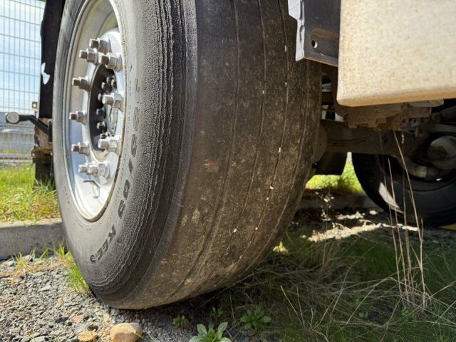 Remorque plateau Schmitz Cargobull Gotha AFG 18 BS Baustoffanhänger 2 Achse: photos 6 Remorque plateau Schmitz Cargobull Gotha AFG 18 BS Baustoffanhänger 2 Achse: photos 6