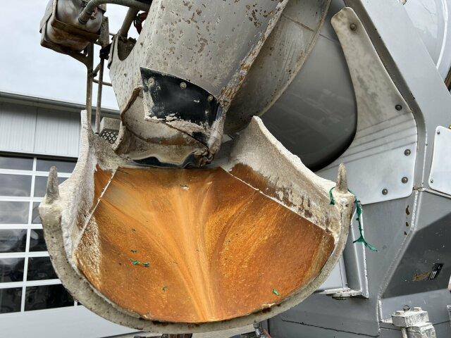 Schwing Stetter Betonmischer Auflieger 10 m³ - Semi-remorque malaxeur: photos 3 Schwing Stetter Betonmischer Auflieger 10 m³ - Semi-remorque malaxeur: photos 3