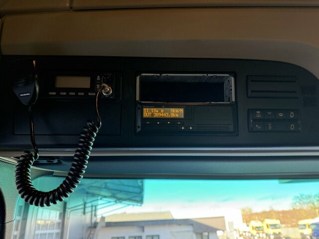 Mercedes-Benz ACTROS 1846 4x4 HAD Eur 6 Kipphydraulik Retarder - Tracteur routier: photos 4 Mercedes-Benz ACTROS 1846 4x4 HAD Eur 6 Kipphydraulik Retarder - Tracteur routier: photos 4