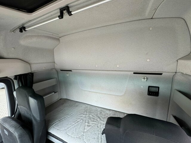 Mercedes-Benz Arocs 2142 4x4H SZM Euro 6 Kipphydraulik - Tracteur routier: photos 3 Mercedes-Benz Arocs 2142 4x4H SZM Euro 6 Kipphydraulik - Tracteur routier: photos 3